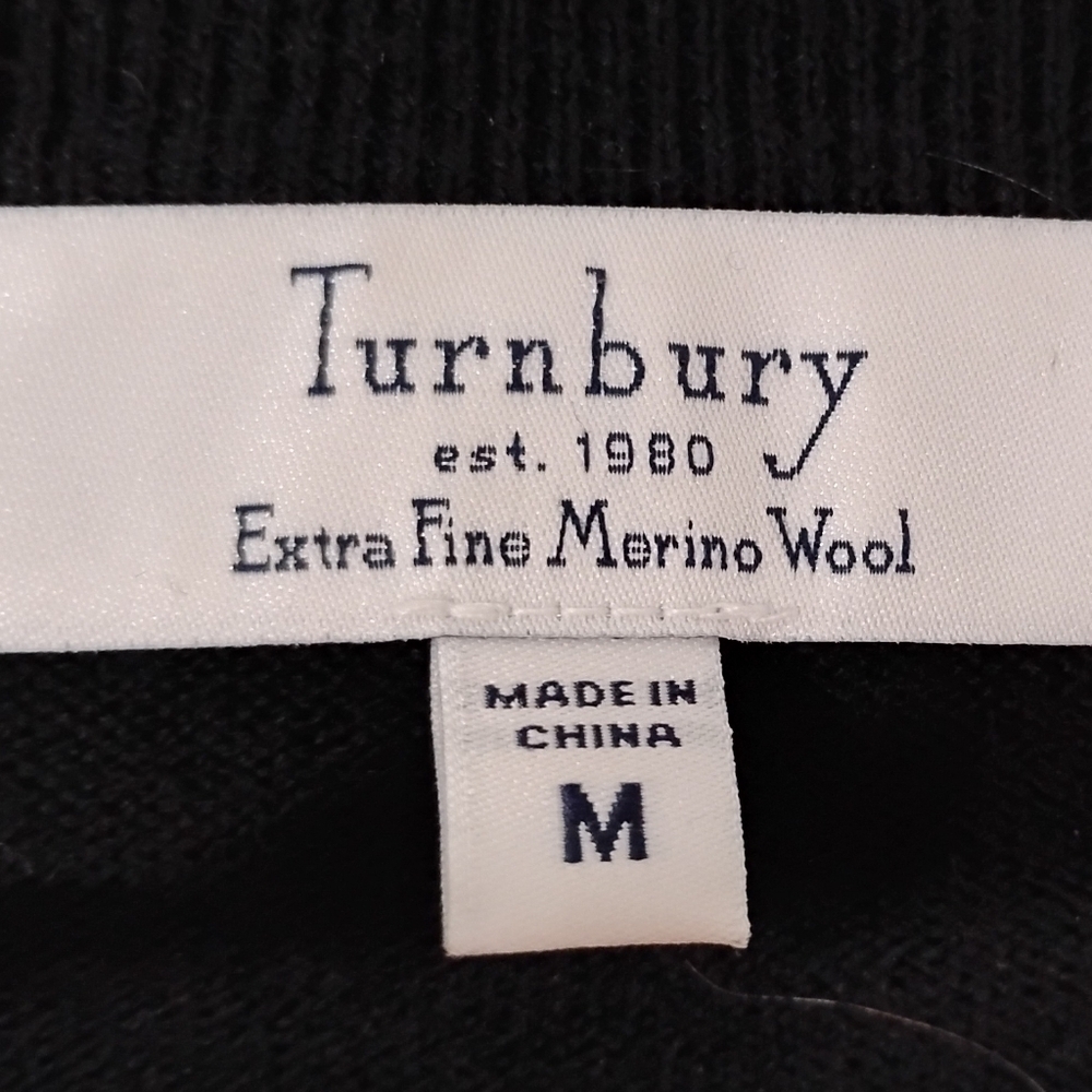 TURNBURY MERINO WOOL V NECK SWEATER